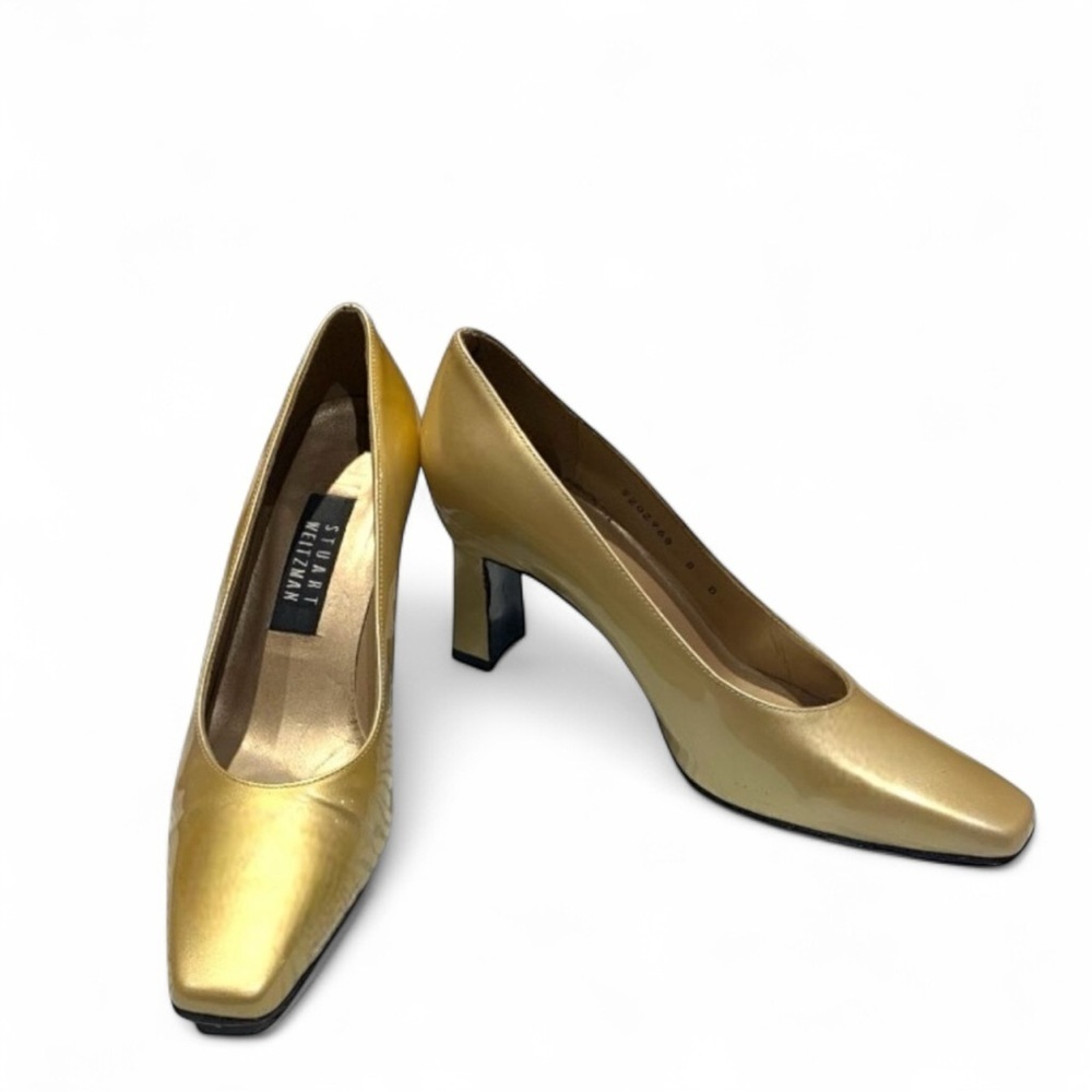 STUART WEITZMAN Gold Patent Leather Heels Size 8